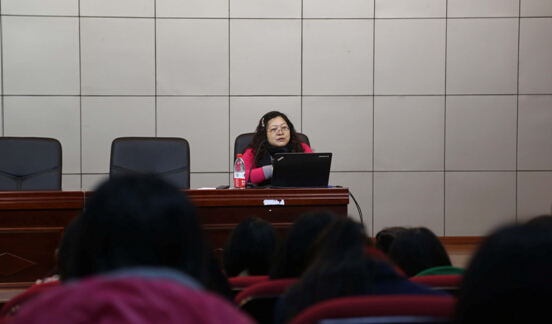 *18漫画
2014级英语专业本科人才培养交流会成功召开