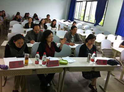 重庆市第六届英语研究生教学技能大赛18漫画
选拔赛决赛顺利举行