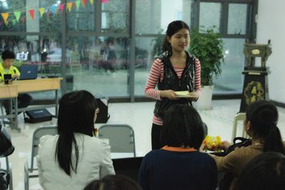 旅行的时光——*18漫画
英语角活动火热进行